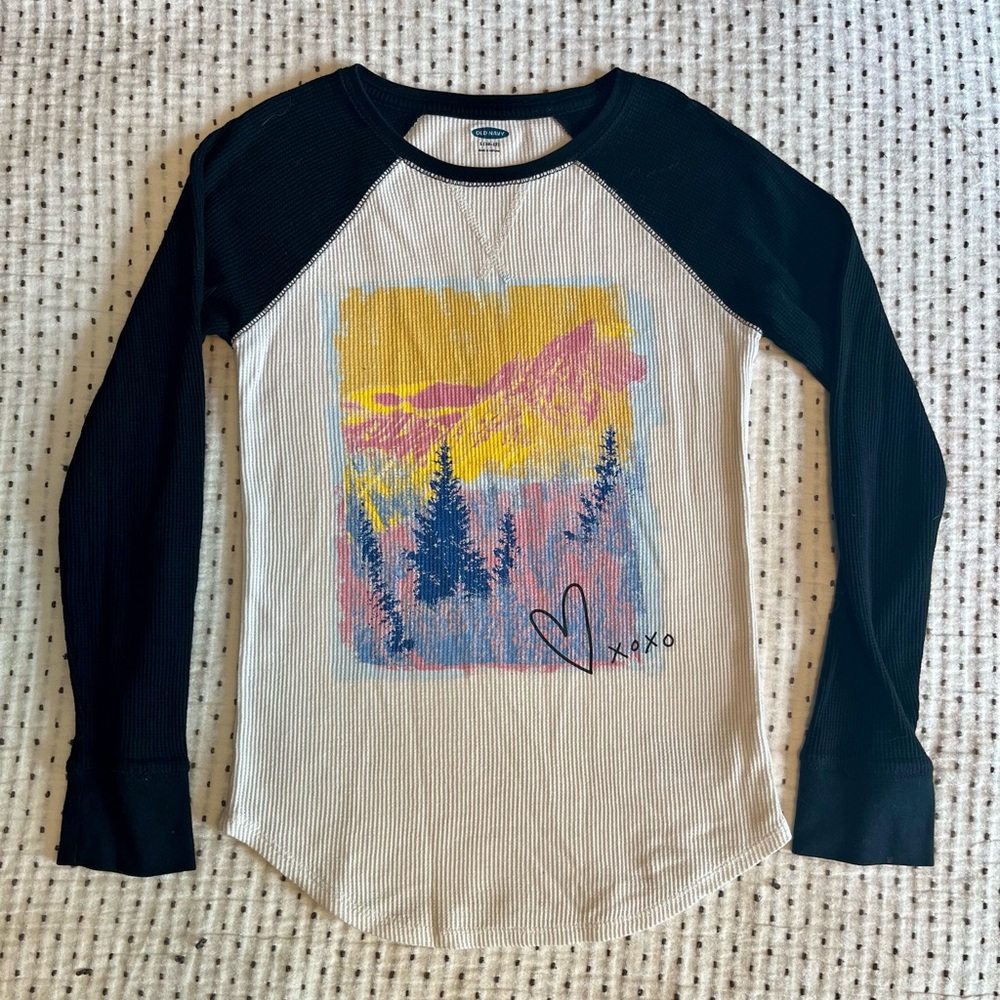 Girls Old Navy Thermal, Size L (10/12)
